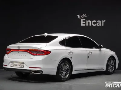 2019 Hyundai Grandeur 2.4 Premium, фото 2, лот 10211716