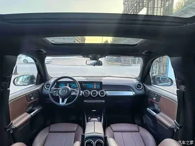 2021 Mercedes-Benz GLB 200 4MATIC, фото 3, лот 10400976