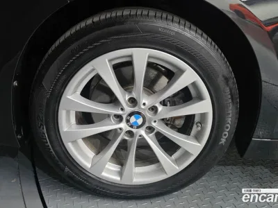 2018 BMW 3-Series 320d, фото 3, лот 10038484