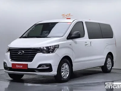 2021 Hyundai Starex Van 3-Seater, фото 1, лот 10161394