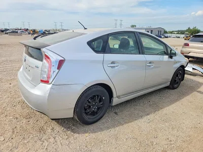 2013 TOYOTA PRIUS TWO, фото 3, лот 10511020