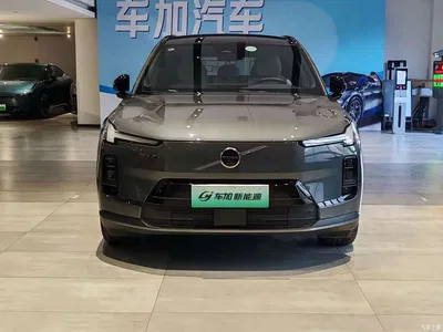 2025 Volvo XC70 Plug-in Hybrid Standard, фото 2, лот 10837513