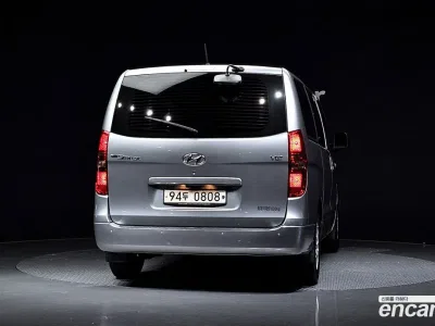 2021 Hyundai Starex Van 5-Seater, фото 4, лот 10177436