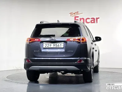 2017 Toyota RAV4 2.5 2WD, фото 4, лот 10781113