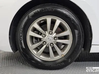 2019 Hyundai AVANTE 1.6, фото 4, лот 10082102