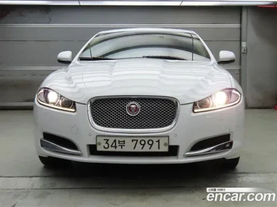 2014 Jaguar XF 2.0 Luxury, фото 2, лот 10117129