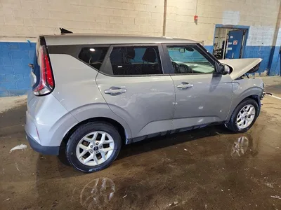 2023 KIA SOUL LX, фото 3, лот 11383637