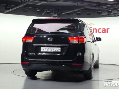 2015 Kia Canival 11-seater Noblesse, фото 4, лот 10700118