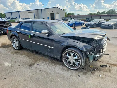 2010 CHRYSLER 300 TOURING, фото 4, лот 10867073