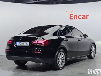 2020 Mercedes-Benz A-Class A220 Sedan, фото 1, лот 10037735