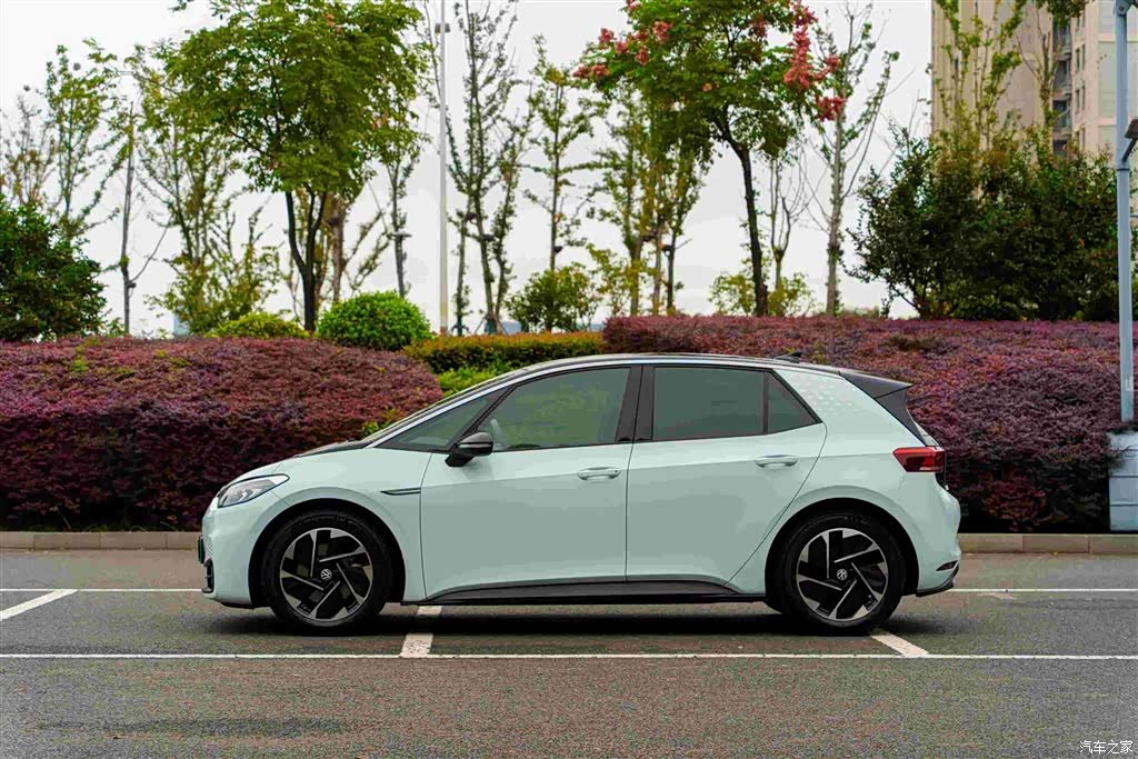 2023 Volkswagen ID.3 Pure Smart Edition, фото 3, лот 11211624
