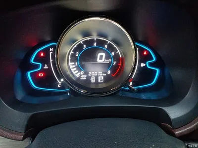 2017 Venucia M50V 1.6L XL CVT Luxury, фото 4, лот 11148402
