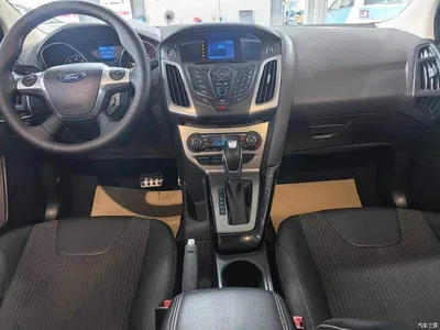 2012 Ford Focus Hatchback 1.6L Automatic Trend, фото 4, лот 10381410
