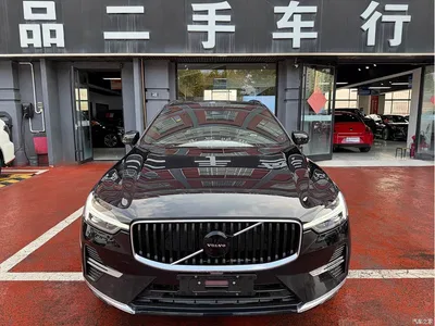 2025 Volvo XC60 B5 AWD Smart Luxury Edition, фото 1, лот 10800735