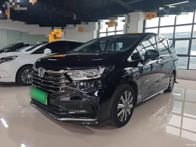 2024 Honda Odyssey 2.0L e:HEV Sharp·Comfort Edition, фото 1, лот 10438237