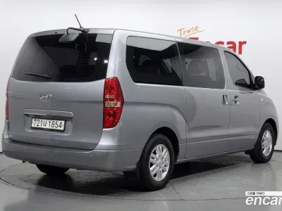 2017 Hyundai Starex 11-Seater Wagon, фото 2, лот 10162653