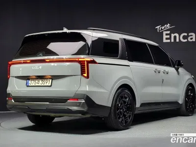 2024 Kia Canival Diesel 9-Seater Gravity, фото 2, лот 10393673