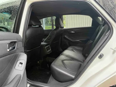 2019 Toyota Avalon 2.0L Luxury Edition (China VI), фото 2, лот 10268502