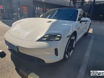 2026 Porsche Taycan Base 4, фото 1, лот 10188440