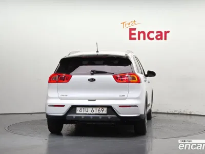 2018 Kia Niro Prestige, фото 4, лот 10080720