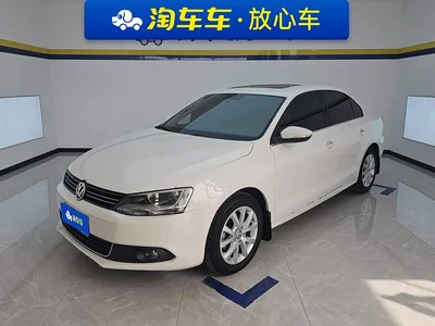 2012 Volkswagen Sagitar 1.4TSI Automatic Luxury, фото 1, лот 10420974