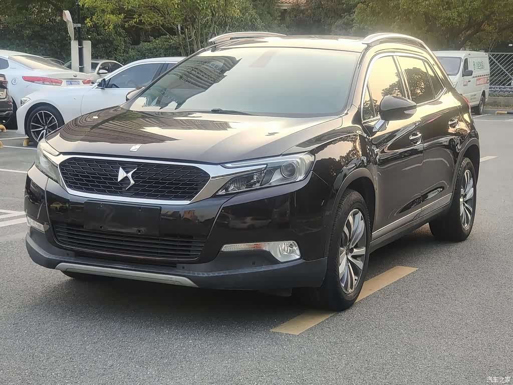 2016 DS 6 1.6T Luxury THP160, фото 1, лот 11171918