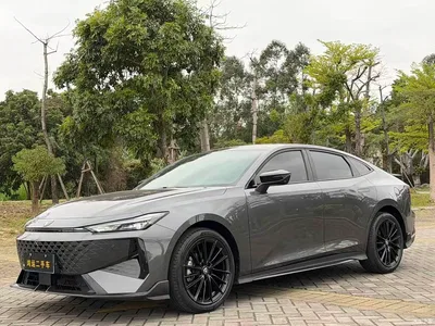 2024 Changan UNI-V 1.5T Deluxe Sport, фото 1, лот 10250477