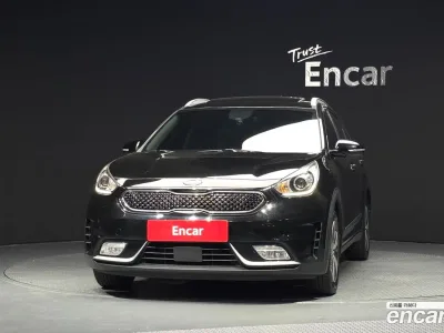 2017 Kia Niro Prestige, фото 2, лот 10075443