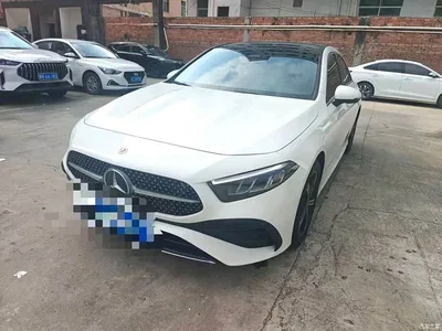 2025 Mercedes-Benz A-Class A 200 L Fashion Edition, фото 1, лот 11395930