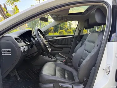 2015 Volkswagen Sagitar 230TSI Automatic Comfort, фото 4, лот 10457289