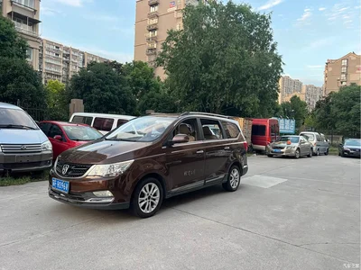 2016 Baojun 730 1.5L Manual Comfort 7-seater China V, фото 1, лот 11549442