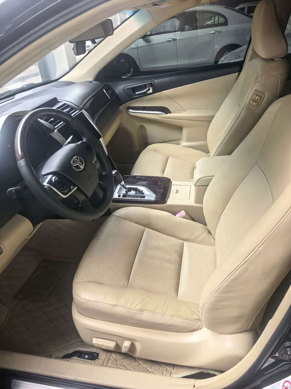 2015 Toyota Camry 2.0G Leading Edition, фото 4, лот 11225838