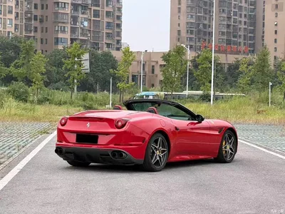 2015 Ferrari California T 3.9T Standard, фото 2, лот 11184327
