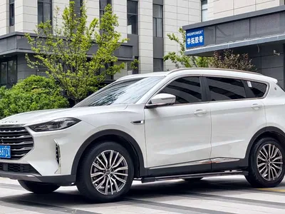 2023 Jetour X70 PLUS 1.5T DCT Self-Strengthening PRO 7-Seater, фото 1, лот 10427005