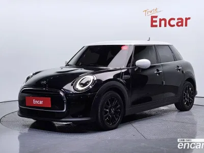 2024 Mini Cooper 5Door Classic, фото 1, лот 10183128