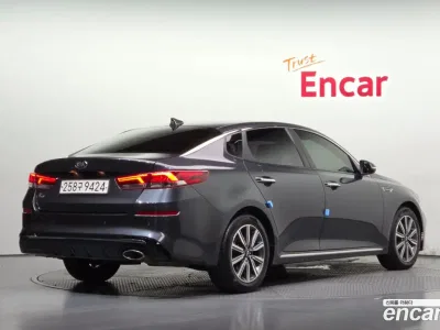 2020 Kia K5 2.0, фото 2, лот 10220348