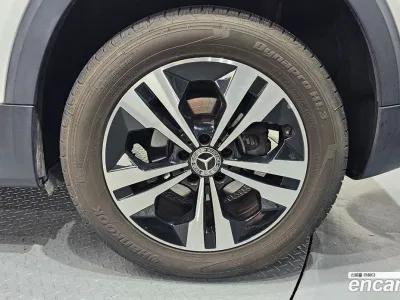 2021 Mercedes-Benz GLB-Class GLB220, фото 4, лот 10059778