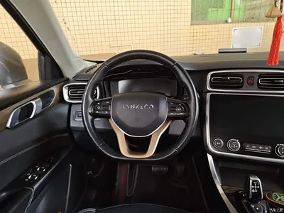 2017 Lynk & Co 01 2.0T 2WD, фото 3, лот 10803871