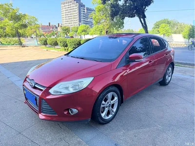 2012 Ford Focus Hatchback 1.6L Automatic Trend, фото 1, лот 10298491
