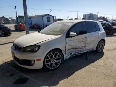 2013 VOLKSWAGEN GTI, фото 1, лот 10959646