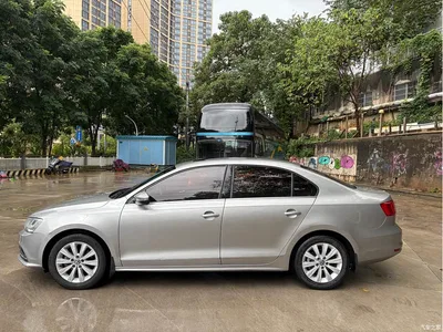 2015 Volkswagen Sagitar 1.6L Automatic Comfort, фото 4, лот 10458501