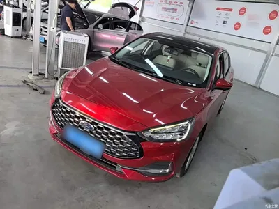 2021 Ford Focus Sedan EcoBoost 180 Auto Trend, фото 1, лот 10389216