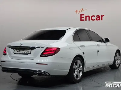 2017 Mercedes-Benz E-Class E220d Avantgarde, фото 2, лот 10224063