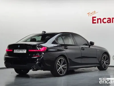2021 BMW 3-Series 330e M Sport, фото 1, лот 10039526