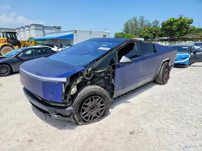 2024 TESLA CYBERTRUCK, фото 1, лот 10853585