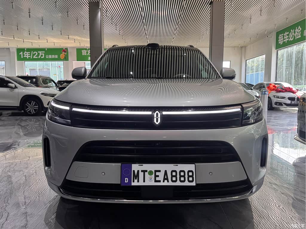 2024 AITO Wenjie AITO M7 Model 1.5T Smart Drive RWD Max 5-Seater, фото 2, лот 11218954