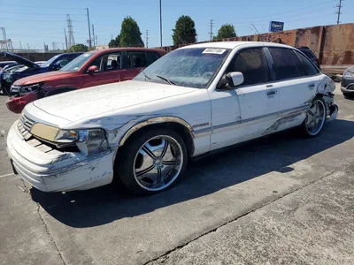 1993 FORD CROWN VICTORIA LX, фото 1, лот 10525603