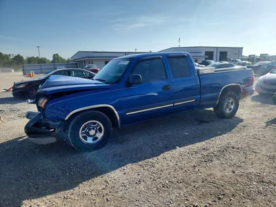2003 CHEVROLET SILVERADO C1500, фото 1, лот 10976015