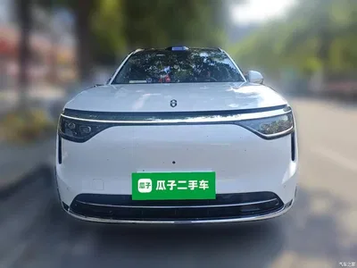 2025 AITO Wenjie AITO M8 Model Extended Range Max+ Edition 53.4kWh 6-Seater, фото 2, лот 10632366