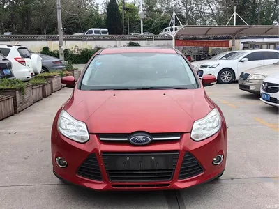 2012 Ford Focus Hatchback 1.6L Manual Trend, фото 2, лот 10293794
